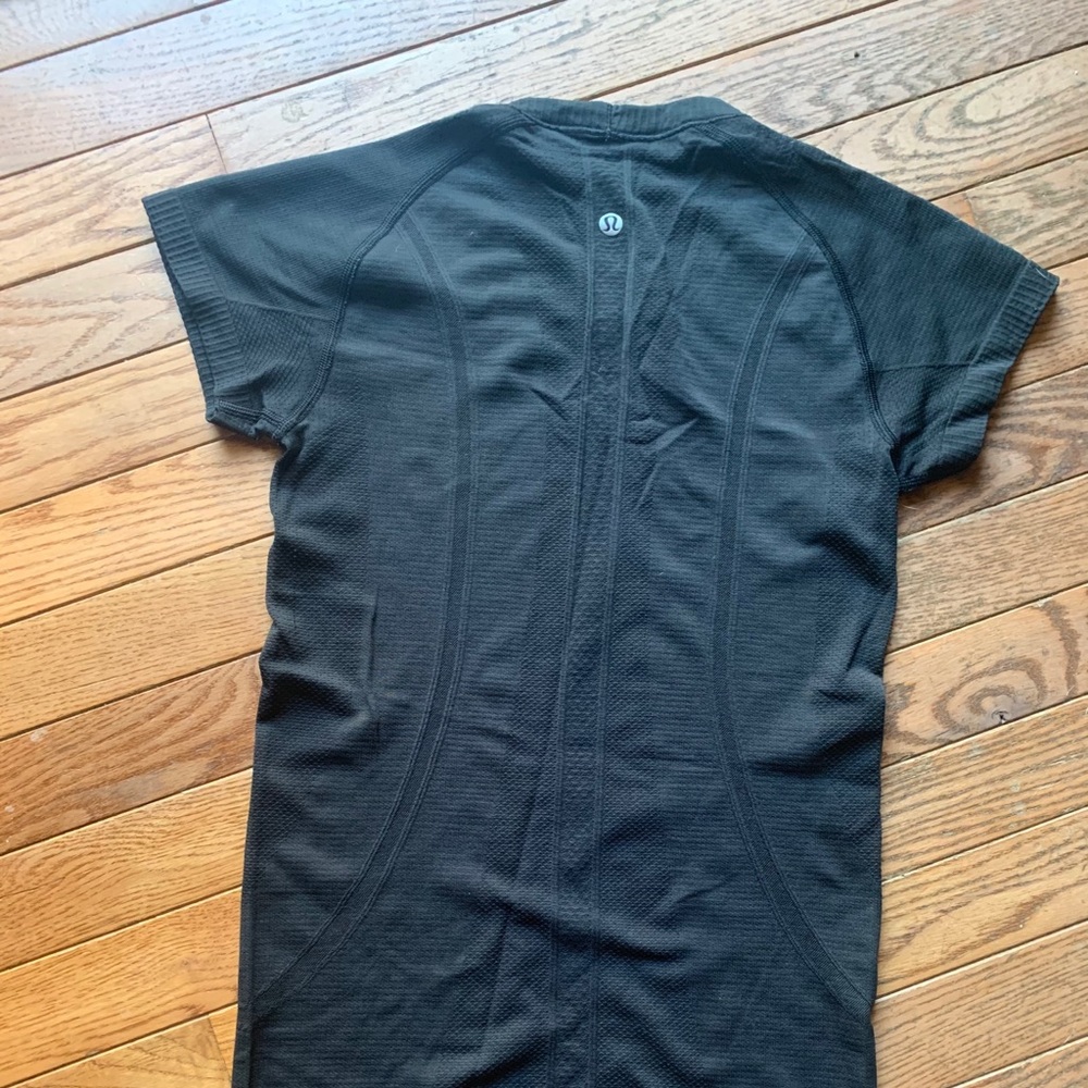 Lululemon swifty top